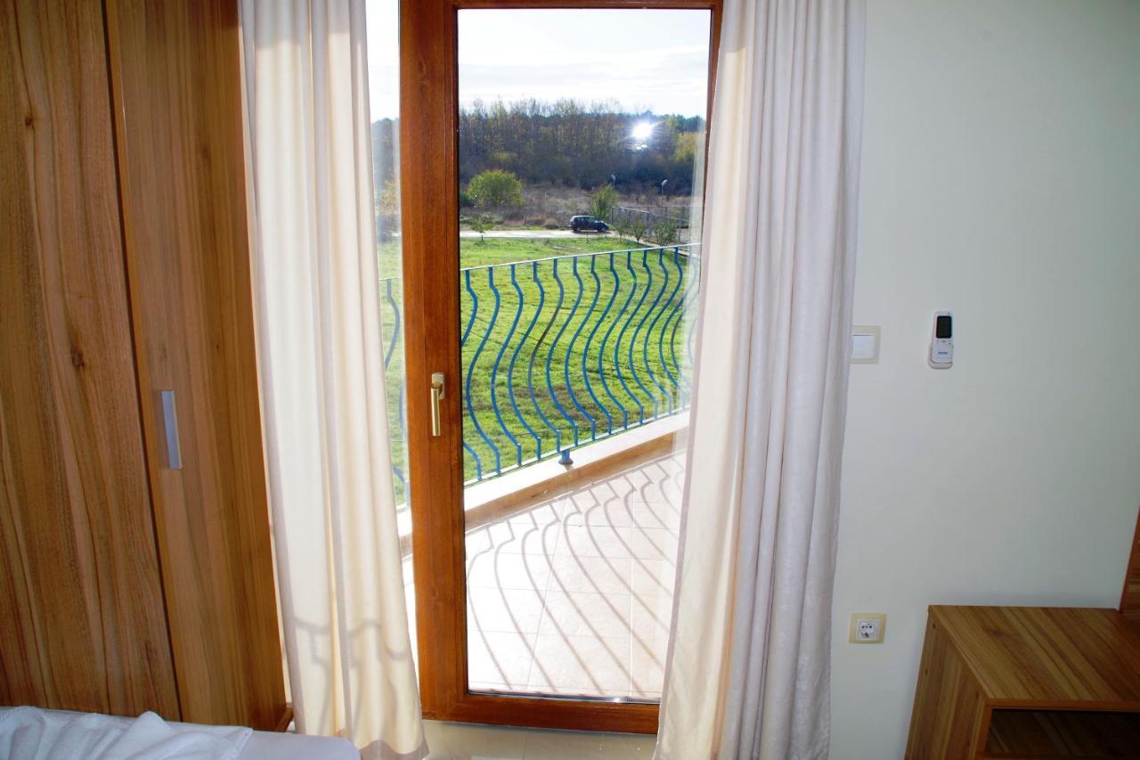 Azura Garden Apartments Chernomorets Ngoại thất bức ảnh