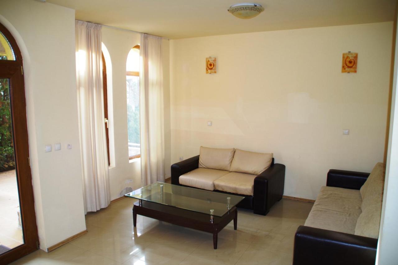 Azura Garden Apartments Chernomorets Ngoại thất bức ảnh